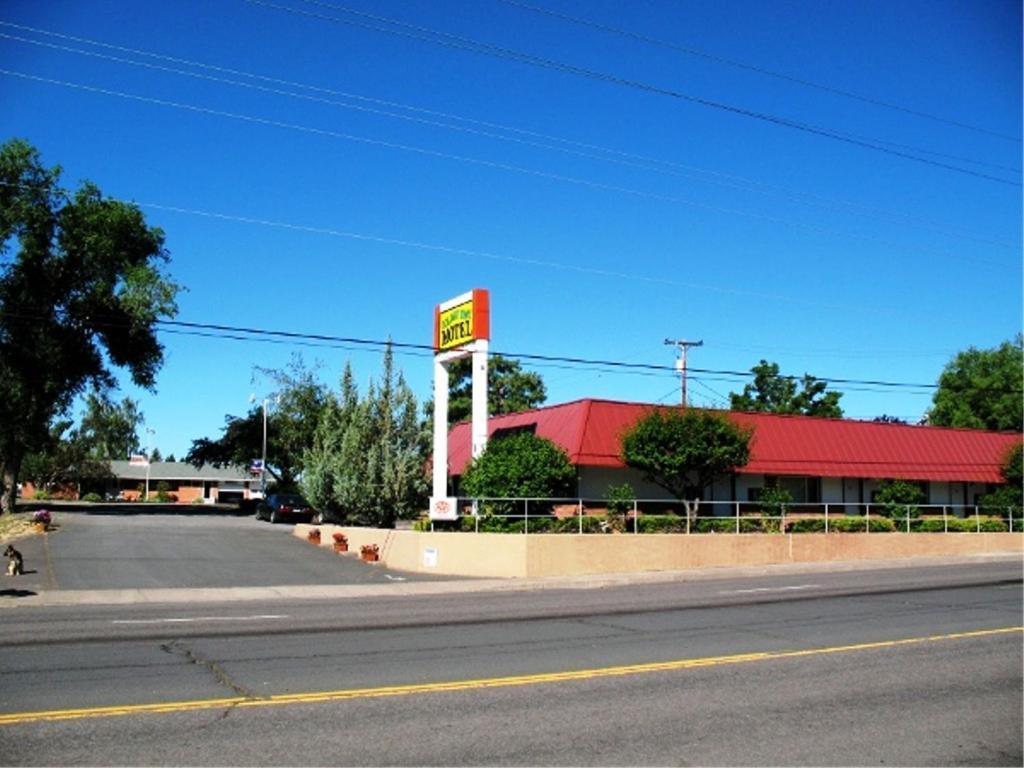Golden West Motel Klamath Falls Exterior foto