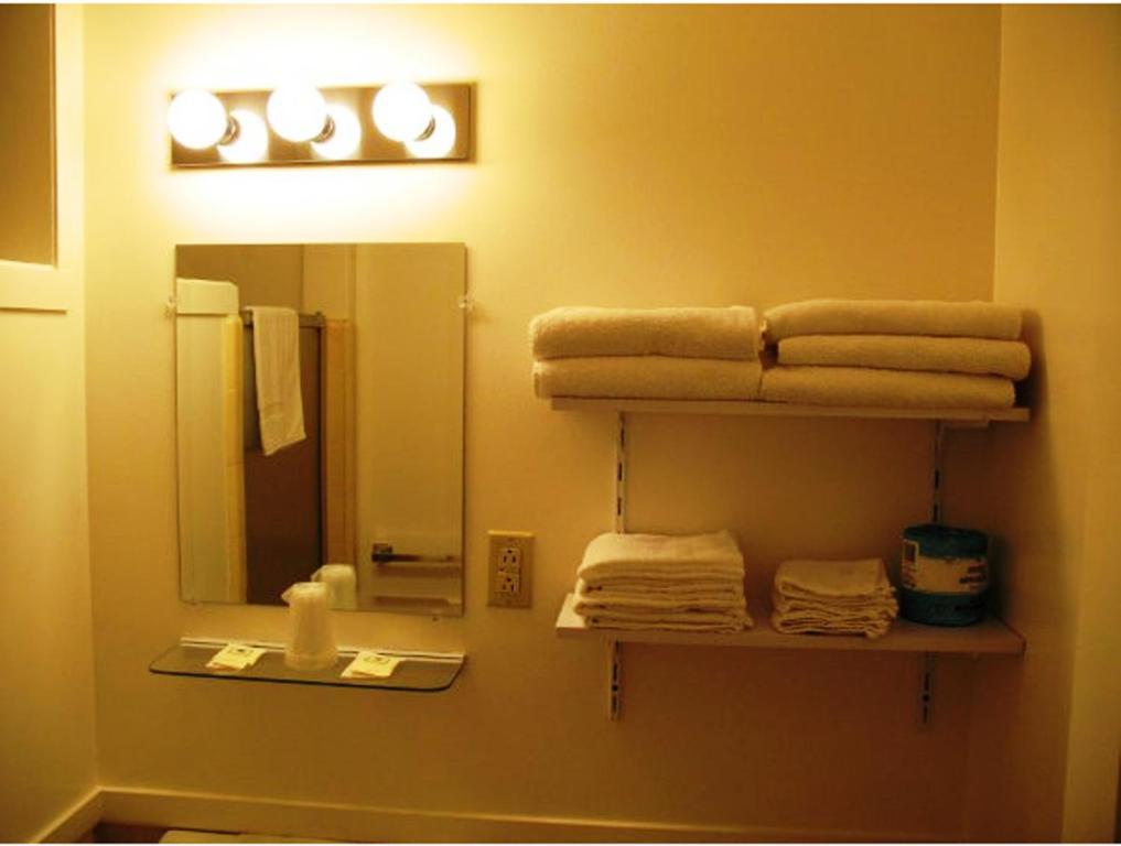 Golden West Motel Klamath Falls Quarto foto